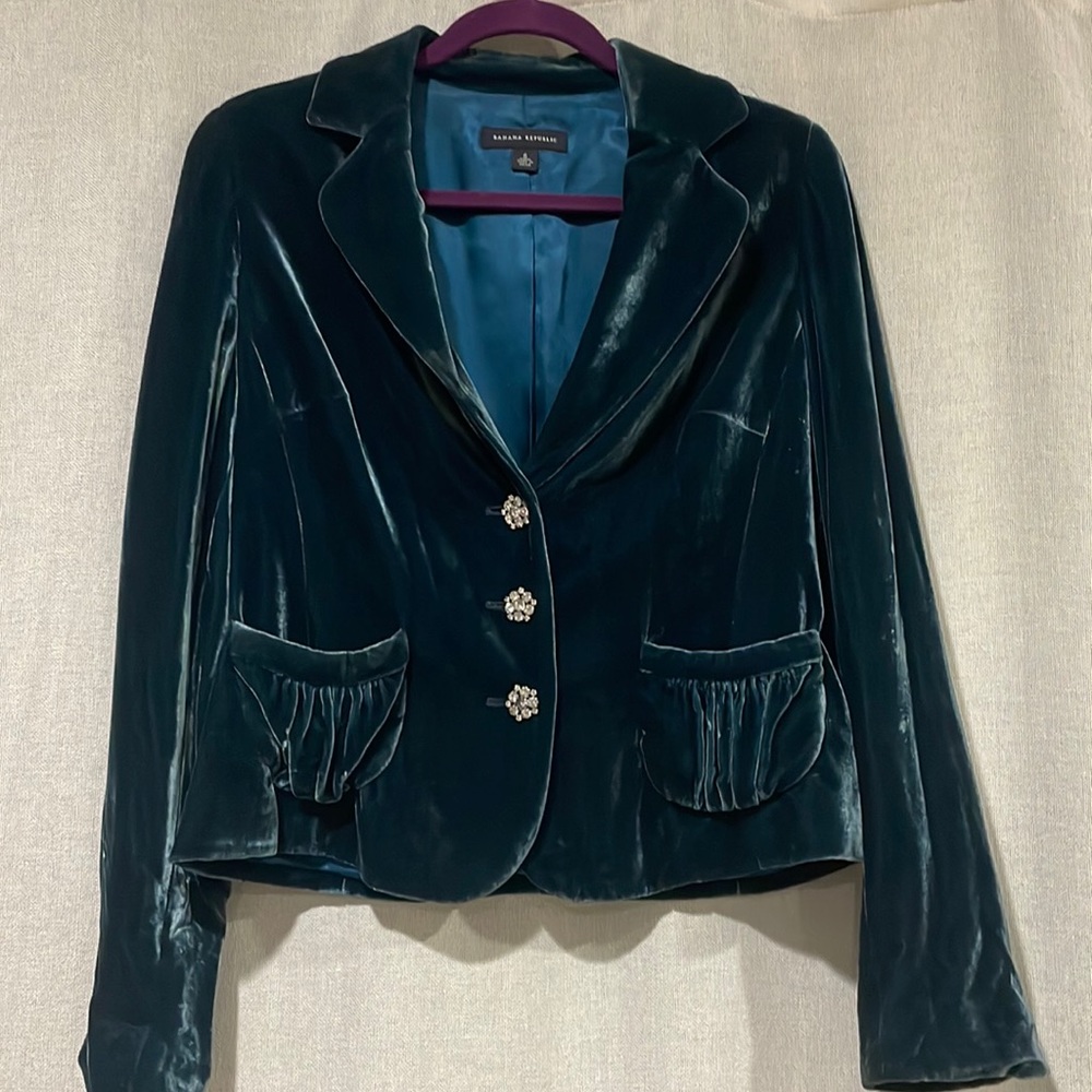 Beautiful crushed velvet, banana republic blazer deep teal rhinestone buttons